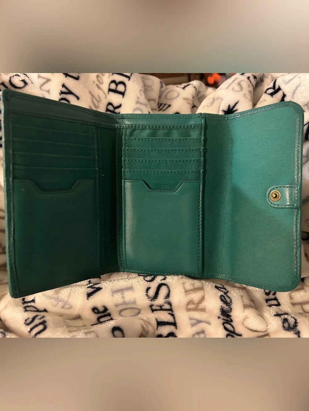 Fossil Teal Turquoise Leather Trifold Wallet